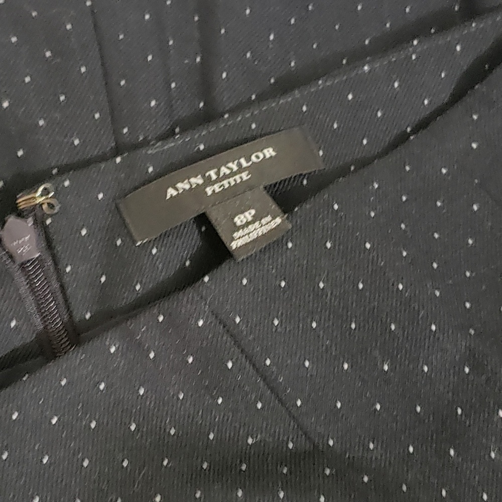 👻Ann Taylor petite tiny polka dots skirt